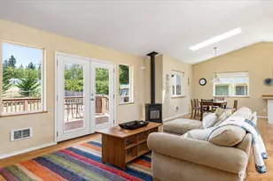 1243 Russell Dr, Coupeville, WA 98239 - Photo 12