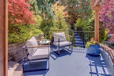 2714 10th Avenue W, Seattle, WA 98119 - Photo 28