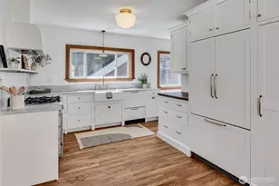 2714 10th Ave W, Seattle, WA 98119 - Photo 12