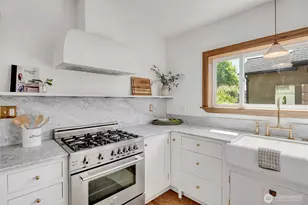 2714 10th Ave W, Seattle, WA 98119 - Photo 14