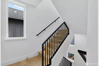 12036 Hiram Place NE, Seattle, WA 98125 - Photo 14