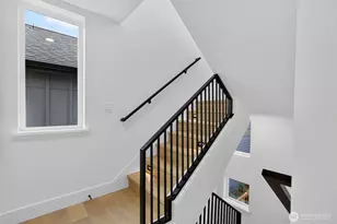 12036 Hiram Pl NE, Seattle, WA 98125 - Photo 14