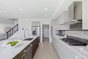 5810 160th St SW, Edmonds, WA 98026 - Photo 16