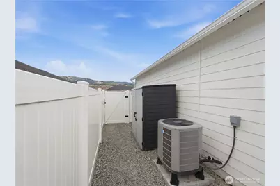2307 SE Sage Brooke Road, East Wenatchee, WA 98802 - Photo 40