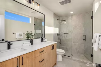 5716 14th Avenue NW, Seattle, WA 98107 - Photo 8