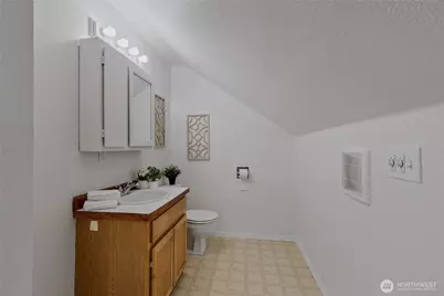 323 Milroy Street NW, Olympia, WA 98502 - Photo 16