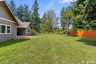 409 Ofarrell Cutoff Rd E, Bonney Lake, WA 98391 - Photo 38