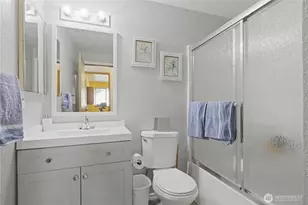 623 Hawks Glen Dr SE, Olympia, WA 98513 - Photo 16