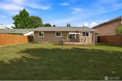 22015 SE 267th S, Maple Valley, WA 98038 - Photo 20