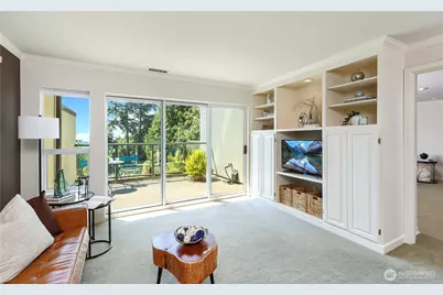 11122 NE 41st Drive #35, Kirkland, WA 98033 - Photo 10