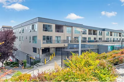 321 10th Avenue S #710, Seattle, WA 98104 - Photo 4