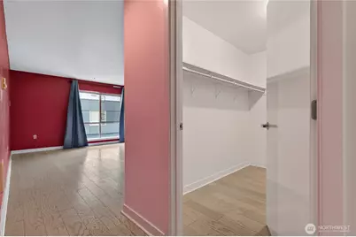 321 10th Avenue S #710, Seattle, WA 98104 - Photo 28