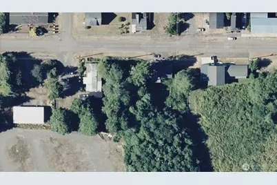 805 Lake Street SE, Ilwaco, WA 98624 - Photo 2