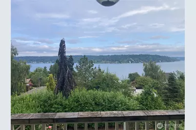 6906 55th Avenue S, Seattle, WA 98118 - Photo 2