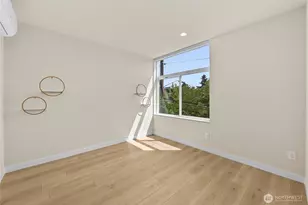 1602 E Marion St, Seattle, WA 98122 - Photo 12