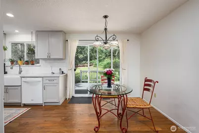 28102 SE 63rd Street, Issaquah, WA 98027 - Photo 8