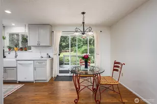 28102 SE 63rd St, Issaquah, WA 98027 - Photo 8