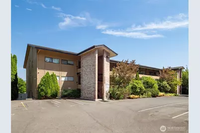 11600 Rainier Avenue S #202, Seattle, WA 98178 - Photo 2