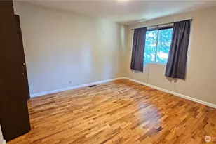1000 151st Pl NE, Bellevue, WA 98007 - Photo 14