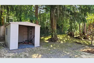 1000 151st Place NE, Bellevue, WA 98007 - Photo 20