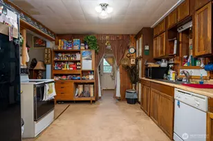 505 Hawthorne St, Kelso, WA 98626 - Photo 6