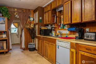 505 Hawthorne St, Kelso, WA 98626 - Photo 4