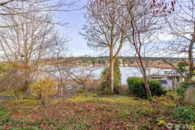 4442 95th Avenue NE, Bellevue, WA 98004 - Photo 4