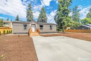 524 W Prairie St, Sequim, WA 98382 - Photo 1