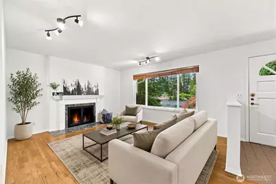 16217 SE Newport Way, Bellevue, WA 98006 - Photo 2