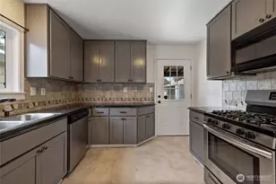 15113 SW Grant Ave, Lakewood, WA 98498 - Photo 12