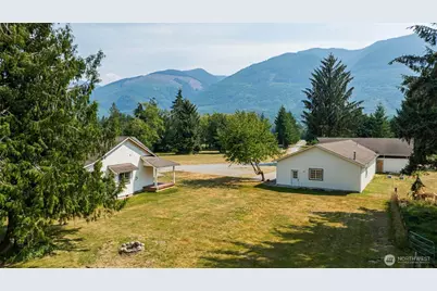8457 Iron Mountain View Lane, Concrete, WA 98237 - Photo 36
