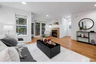 3619 Dayton Avenue N, Seattle, WA 98103 - Photo 6