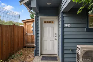 3619 Dayton Ave N, Seattle, WA 98103 - Photo 4