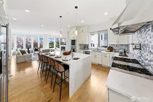 526 14th Ave W, Kirkland, WA 98033 - Photo 10