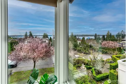 526 14th Avenue W, Kirkland, WA 98033 - Photo 18