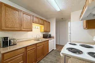10455 Des Moines Memorial Dr S, Seattle, WA 98168 - Photo 8