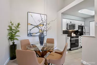 12303 Harbour Pointe Boulevard #EE304, Mukilteo, WA 98275 - Photo 8
