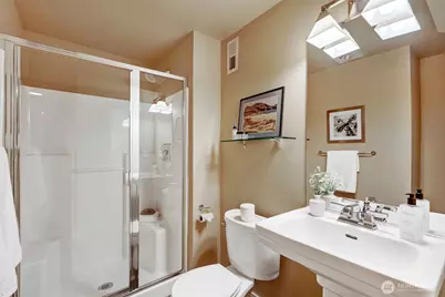 5807 B 55th Avenue NE, Seattle, WA 98105 - Photo 24