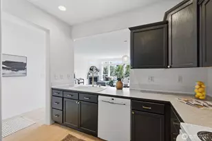 6918 208th St SW, Lynnwood, WA 98036 - Photo 12