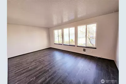 4617 Beach Drive E, Port Orchard, WA 98366 - Photo 6