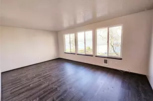 4617 Beach Dr E, Port Orchard, WA 98366 - Photo 6