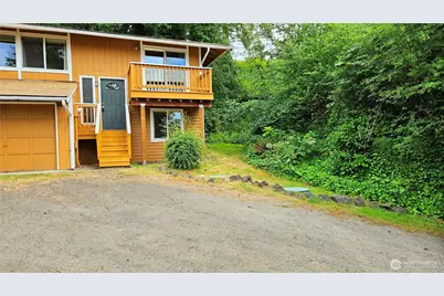4617 Beach Drive E, Port Orchard, WA 98366 - Photo 10