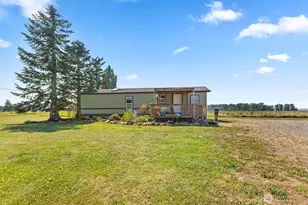 8902 Telegraph Rd, Sumas, WA 98295 - Photo 4