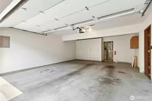 12422 SE 30th St, Bellevue, WA 98005 - Photo 22