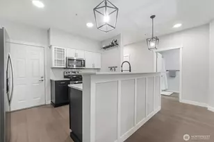 2970 SW Raymond St, Seattle, WA 98126 - Photo 10