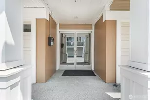 2970 SW Raymond St, Seattle, WA 98126 - Photo 2