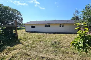 7207 Captain Robert Gray Dr, Ilwaco, WA 98624 - Photo 4