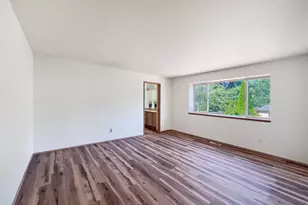 101 Eagle Ridge Dr E, Puyallup, WA 98374 - Photo 12