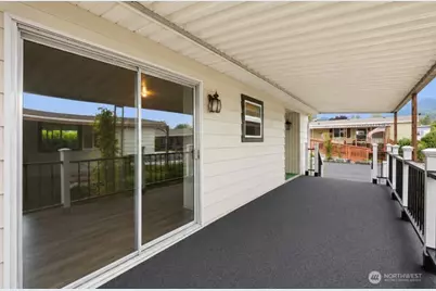 2399 Nightingale Lane, Kelso, WA 98626 - Photo 8