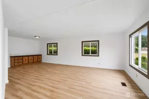 2399 Nightingale Ln, Kelso, WA 98626 - Photo 12